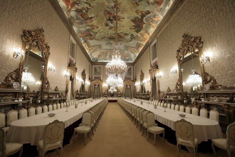 “Jantares de Estado da República Portuguesa. Bastidores e Esplendor.”: Saiba como decorrem e qual o protocolo destes jantares no Palácio Nacional da Ajuda