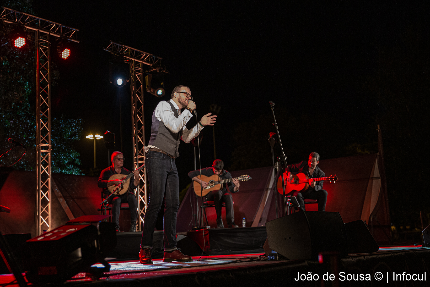 Lisboa na Rua: Duarte levou o Fado a Belém (C/Fotos)