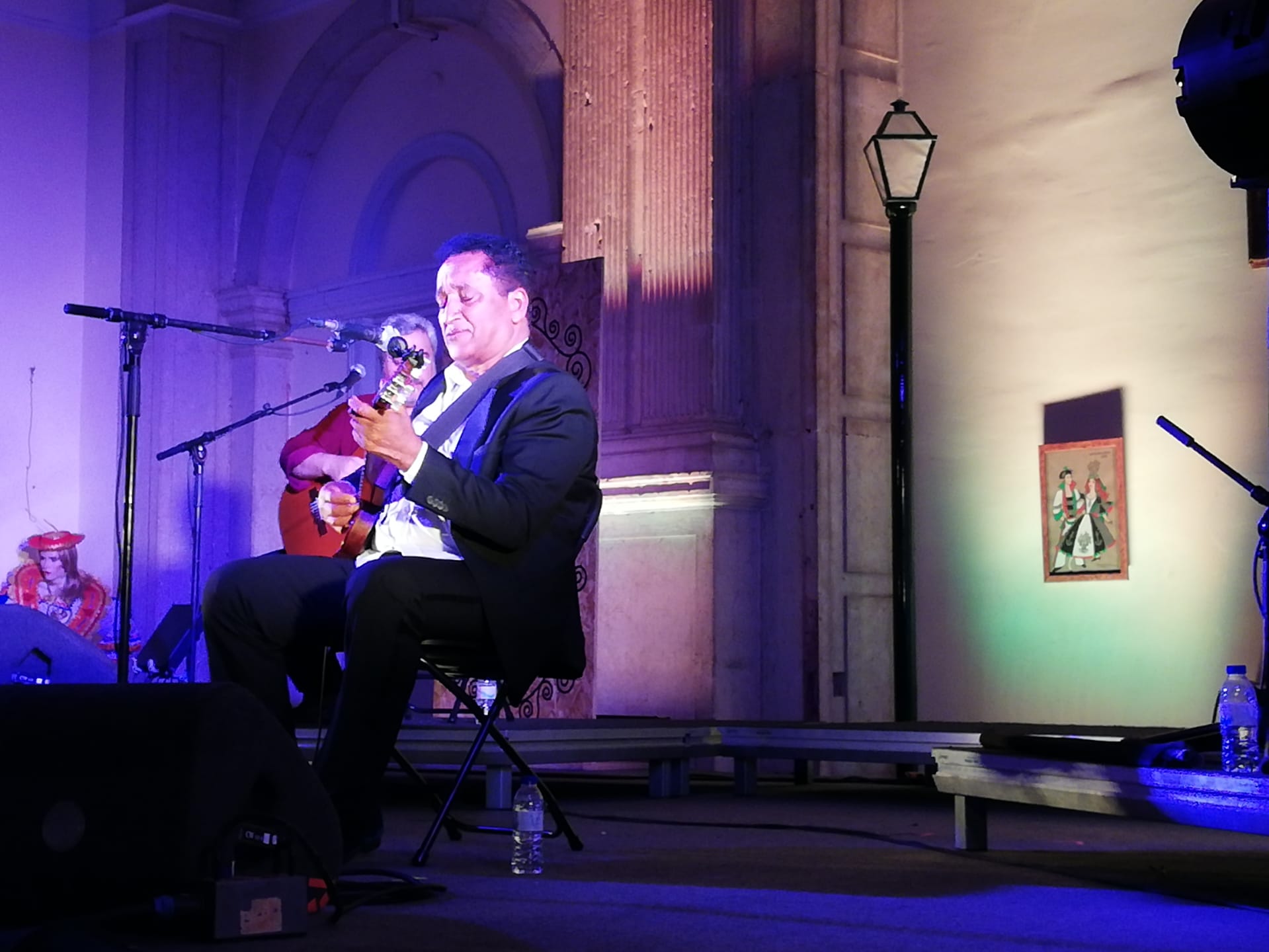 Santa Casa Alfama: Waldemar Bastos trouxe sons do Brasil e de Angola