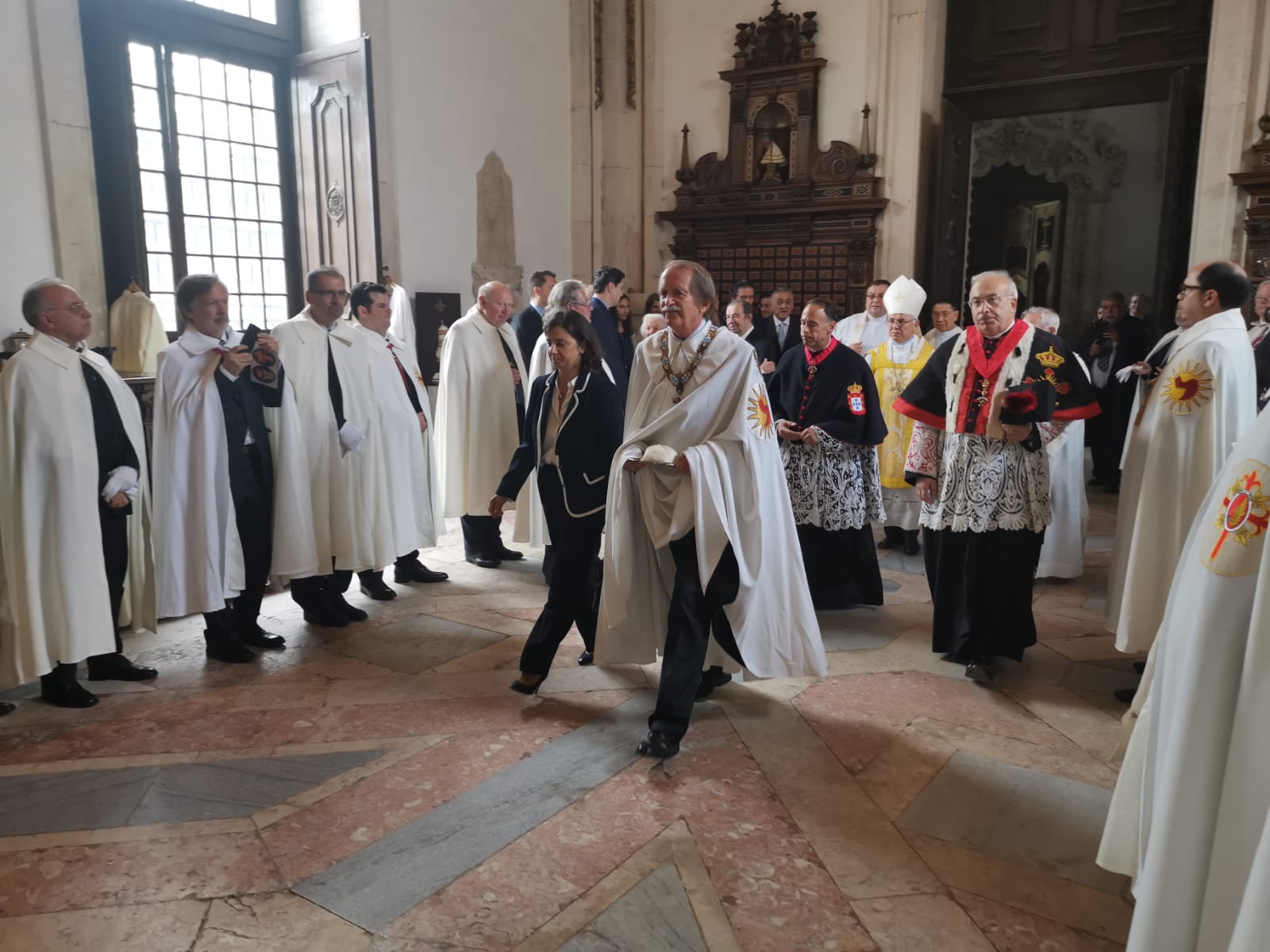 Duques de Bragança em Alcobaça com a Ordem de São Miguel da Ala