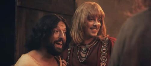 Porta dos Fundos faz vídeo com Jesus ‘homossexual’ e sofre ataque com cocktails molotov