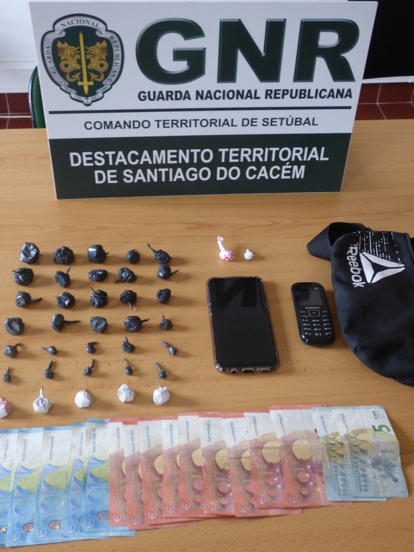 Sines: Detido com mais de 800 doses de droga