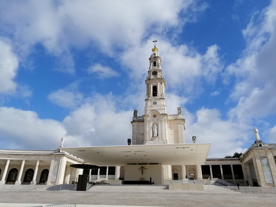 Santuário de Fátima considera “prematuro estarmos a responder a questões relacionadas com o 12 e 13 de Maio”