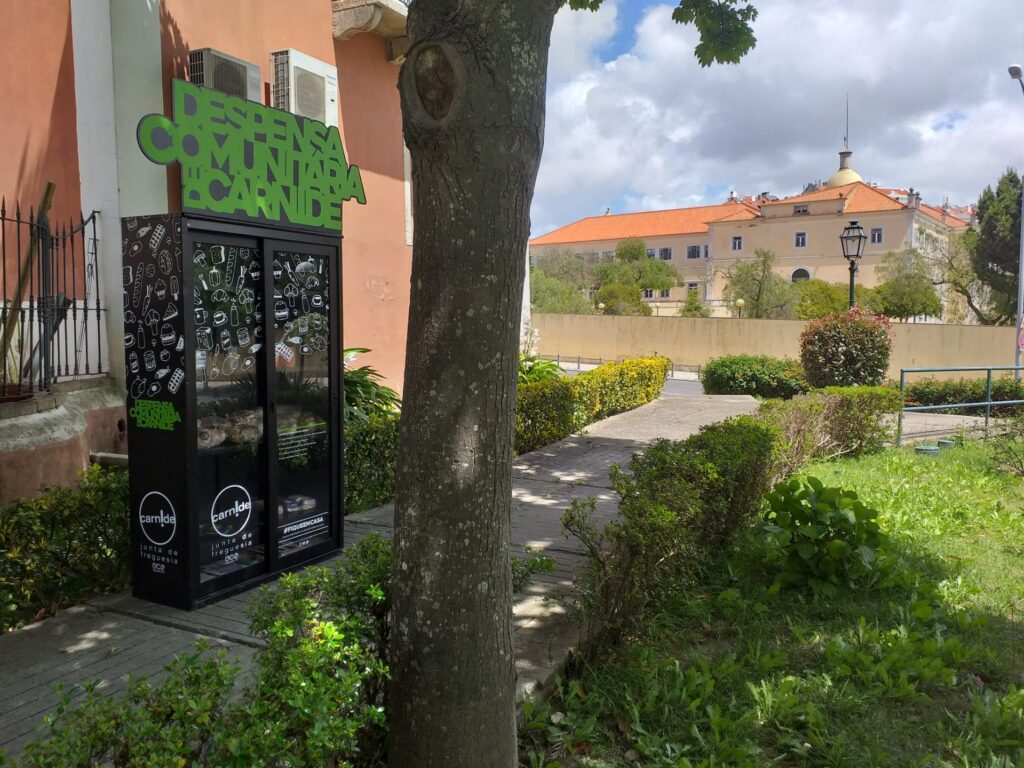 COVID-19: Há uma Despensa Comunitária em Carnide para os que mais precisam