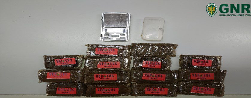 Gondomar: 1 detido por tráfico de droga e 2752 doses de cannabis apreendidas