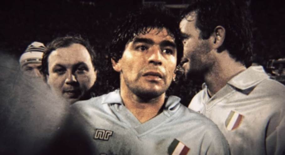 Canal História presta homenagem a Maradona com programação especial