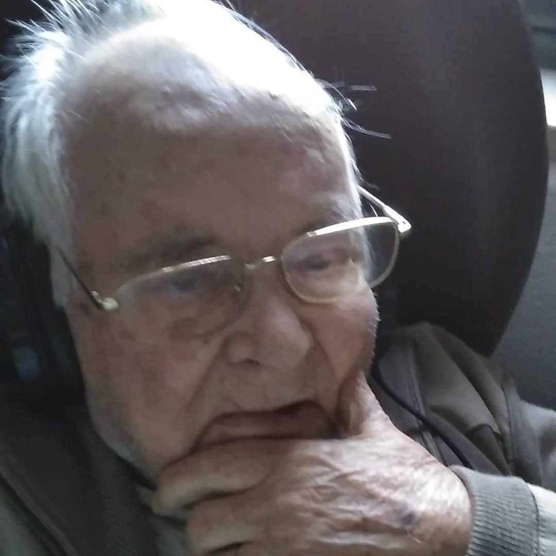 Jorge Gabriel emocionado após morte do pai: “Vai lá ter com a mãe”