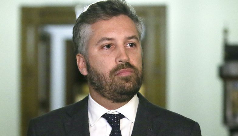 Ministro acusa PS de ter contribuído “involuntariamente para a afirmação do candidato da extrema direita”