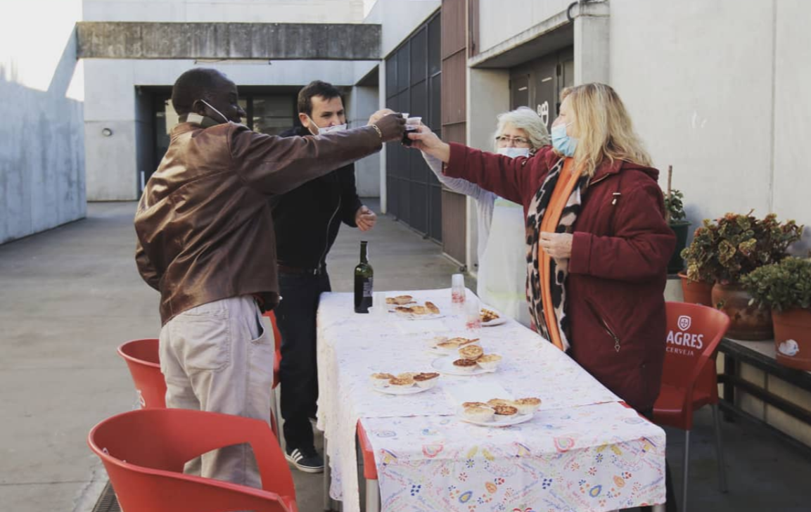 Presidenciais: Tino de Rans esteve na Associação do Rancho Folclórico “Dançar é Viver” na Encosta do Sol – Amadora