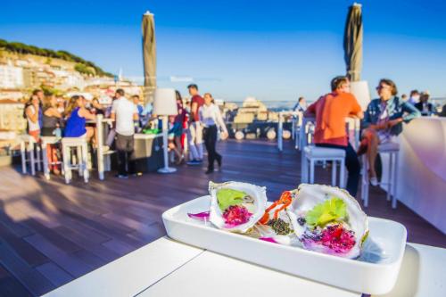 GoldenSushi Rooftop 4