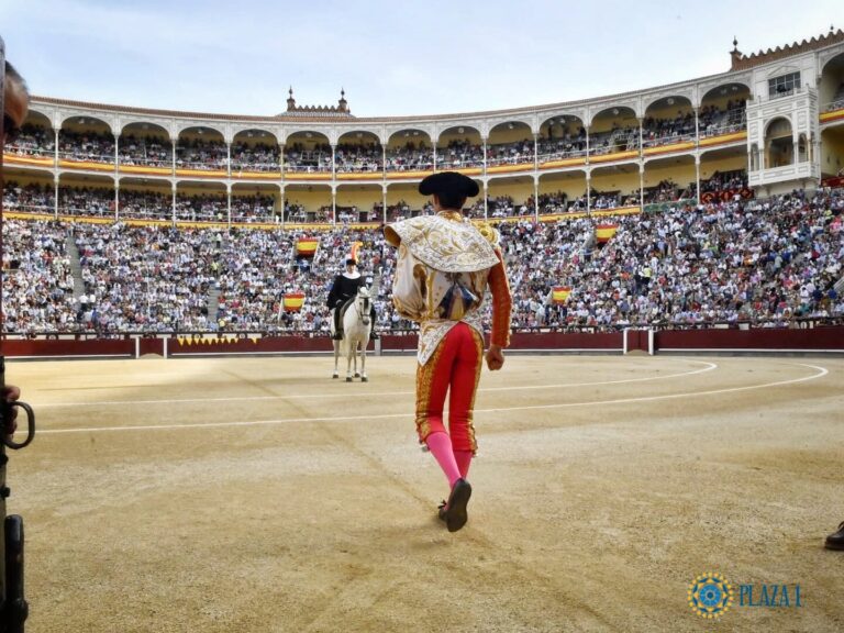 Las Ventas: Paco Ureña cortou uma orelha na sua encerrona