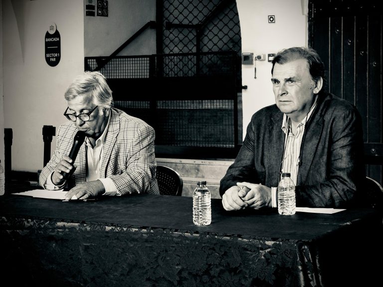 Campo Pequeno com cartéis oficiais: Ventura e Roca Rey como destaques