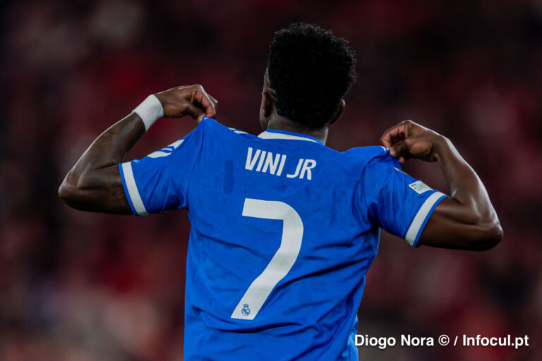 Namorada de Vinicius Jr reage à polémica no Estádio da Luz