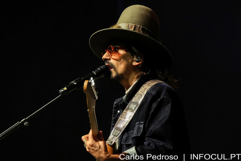 Tatanka no Teatro Tivoli BBVA: uma noite de canções, voz firme e dois encontros especiais