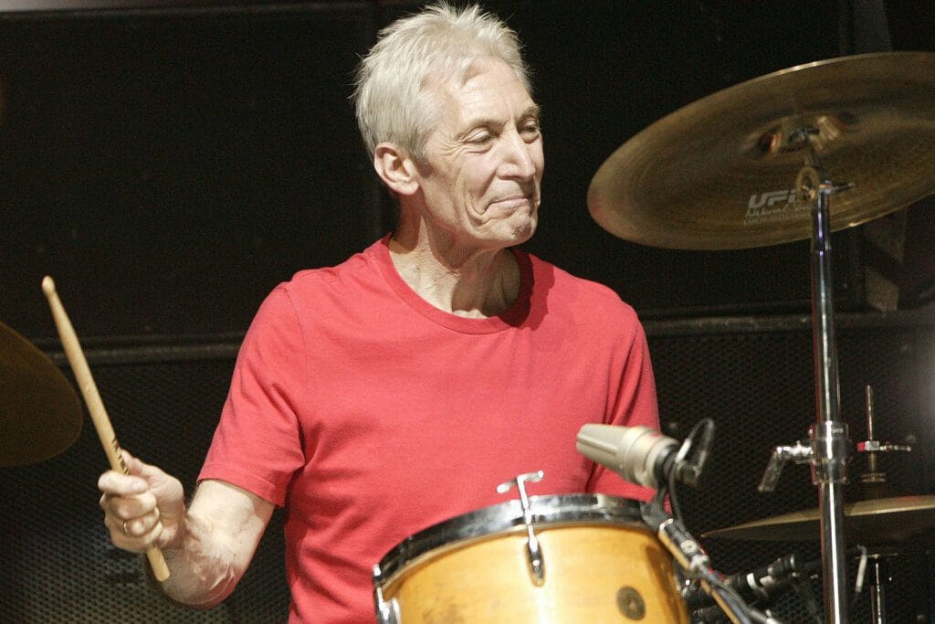 Charlie Watts morreu aos 80 anos