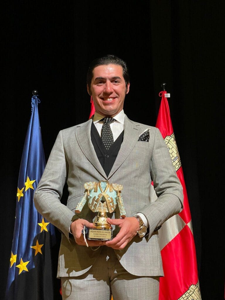 João Pedro Silva 'Açoreano' recebeu galardão de 'Melhor Peão de Brega' em Sotillo de la Adrada