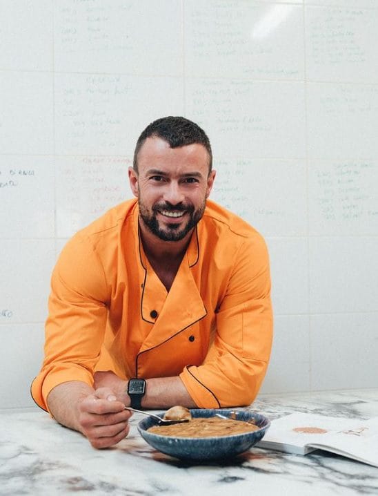 Marco Costa ensina a fazer "Doce da Minha Avó"