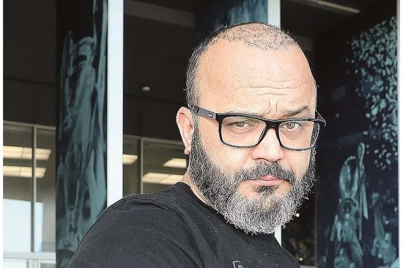 Fernando Rocha elogia Diogo Costa: "Se formos a penaltis, confiem, porque o nosso guarda-redes, se não é o melhor do mundo é porque andam todos distraídos…"