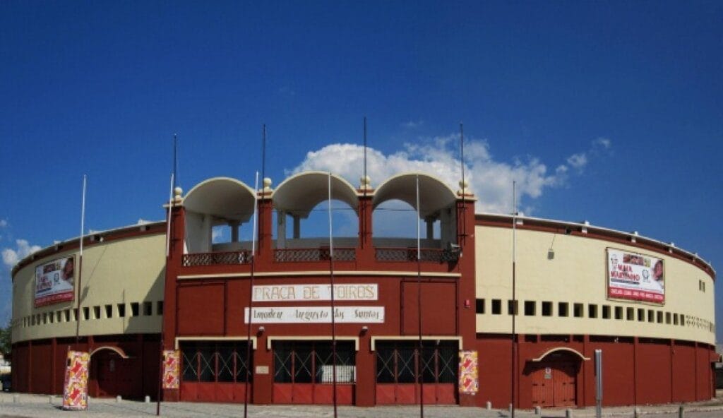 Praça de Touros do Montijo: Concurso para ricos e 80 mil euros por 2 anos