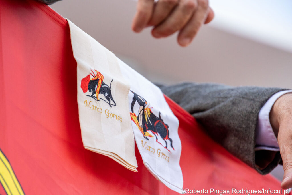 30 de Abril: Fotorreportagem da corrida de touros em Estremoz
