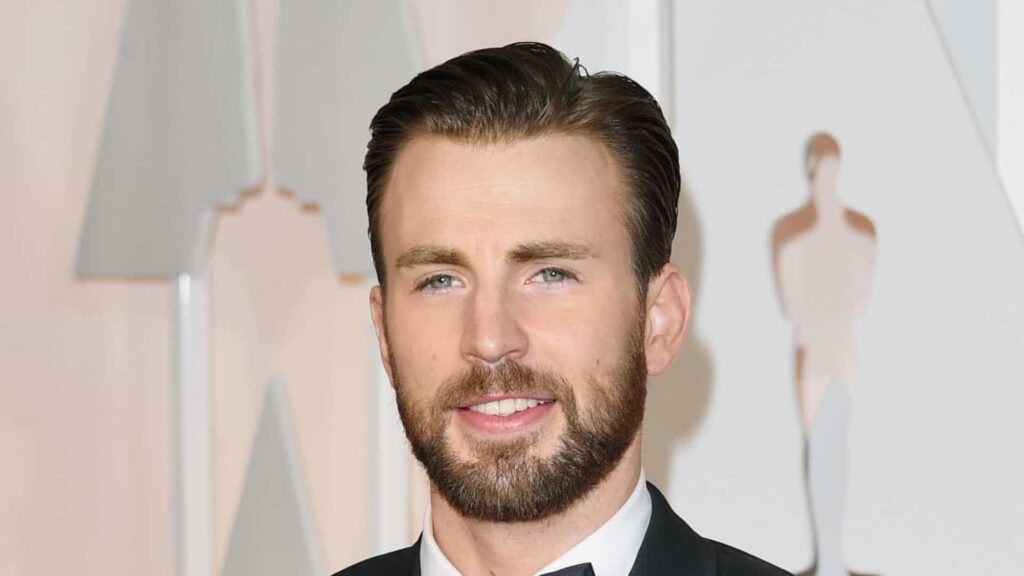 Chris Evans, o Capitão América, namora com a actriz portuguesa Alba Baptista