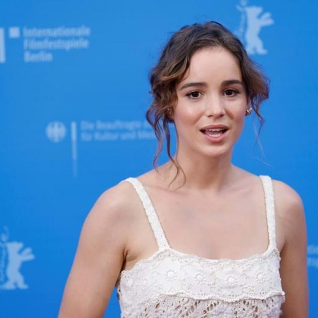 Alba Baptista integra elenco de filme internacional 