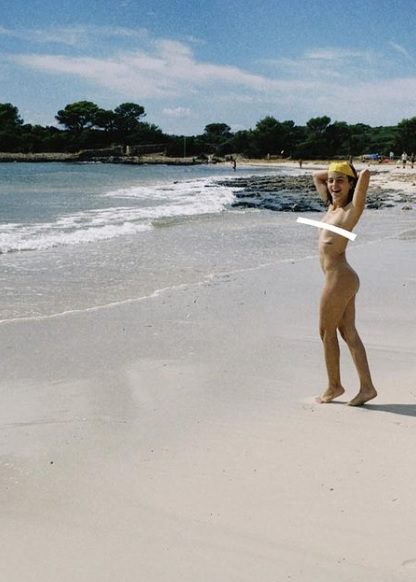 Bruna Quintas mostra-se nua na praia e provoca tesão em seguidor