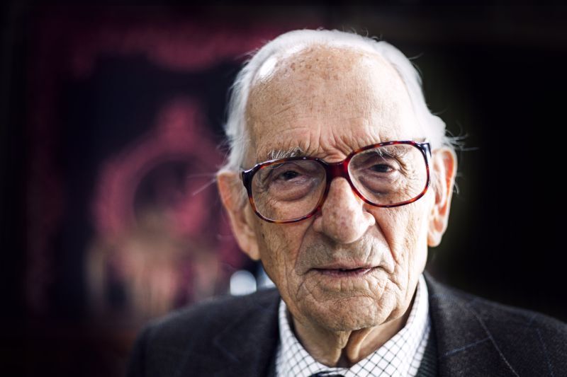 Morreu Adriano Moreira. Tinha 100 anos