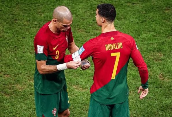 "O gesto de Pepe de respeito, diz muito sobre o que tem faltado aos adeptos de futebol quando se referem a Cristiano"