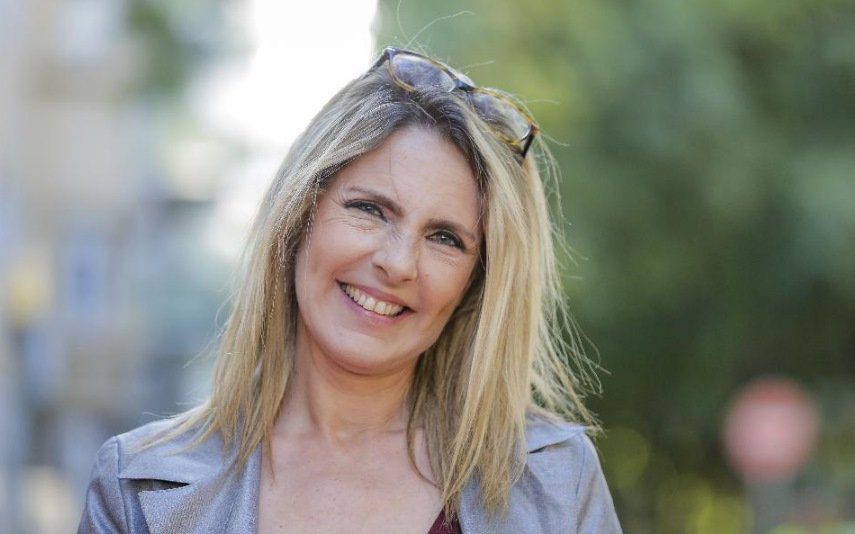 Paula Marcelo: Actriz trabalha como assistente num hospital