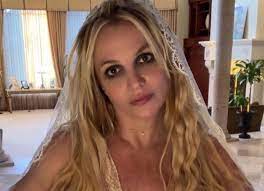 Britney Spears anuncia biografia: "Vai abranger os seus momentos mais vulneráveis"