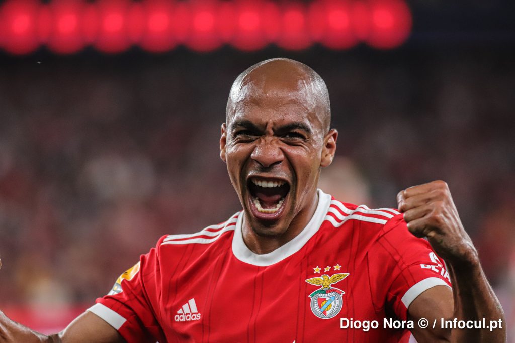 Já nasceu a segunda filha de João Mário
