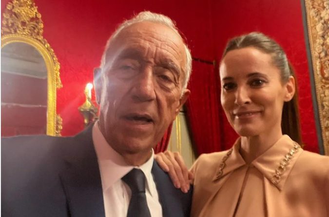 Maria João Bastos ao lado de Marcelo Rebelo de Sousa: "noite de celebração do cinema português"