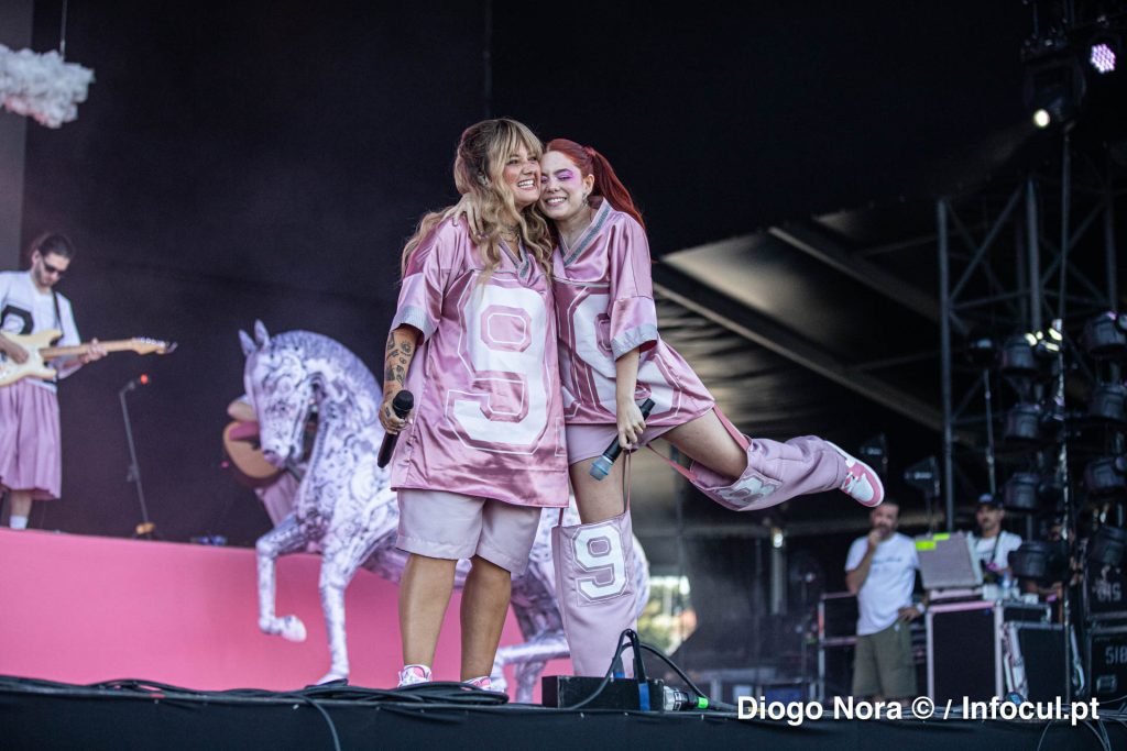 Pedro Ribeiro elogia Carolina Deslandes e Bárbara Tinoco: "a derrubarem preconceitos e a mostrarem o seu imenso talento"