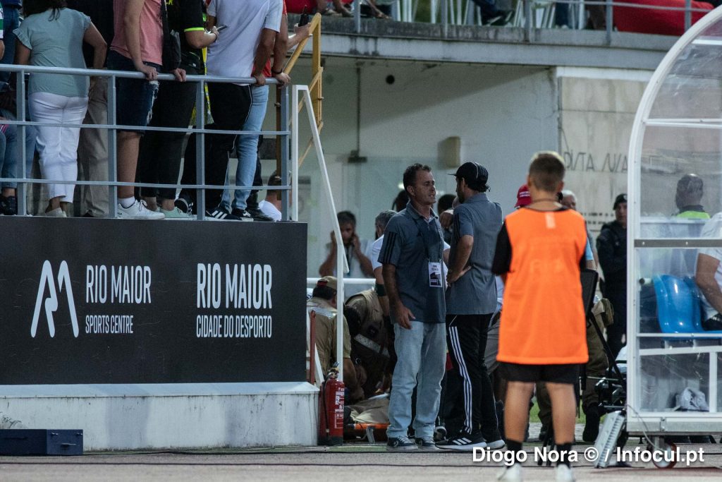 Casa Pia - Sporting: Jogo esteve interrompido após adepto sentir-se mal
