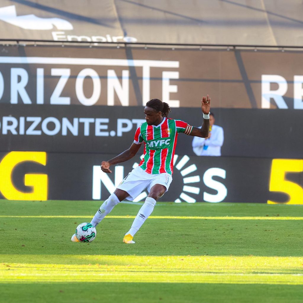 Estrela Amadora perde com o Vitória na Reboleira
