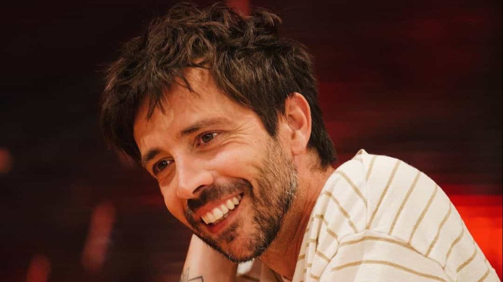 Revelada a identidade da morena que esteve com Paulo Vintém