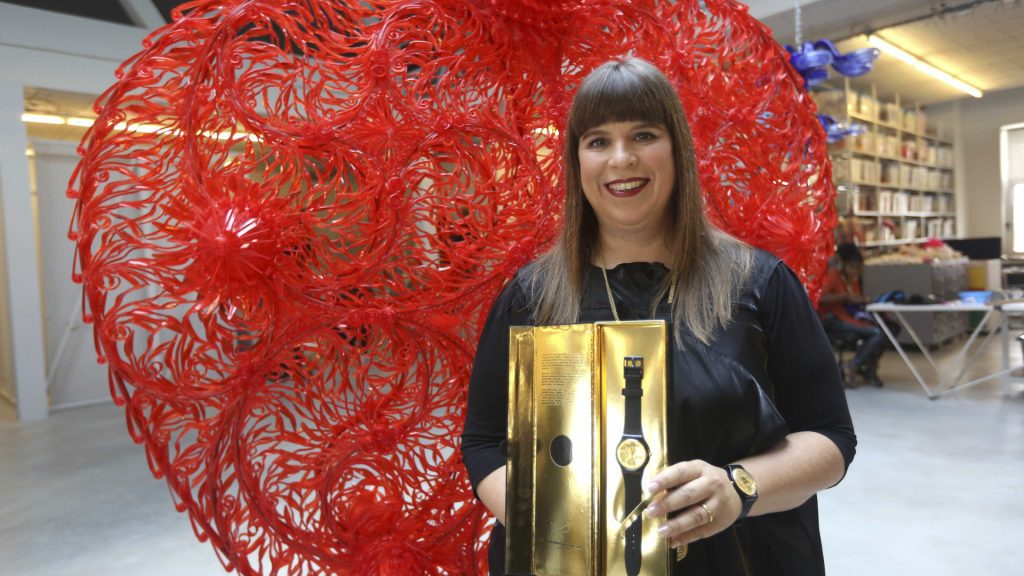 Joana Vasconcelos questionada: "Na tua vida íntima és igual ao que és na arte? Achas que o tamanho importa?"