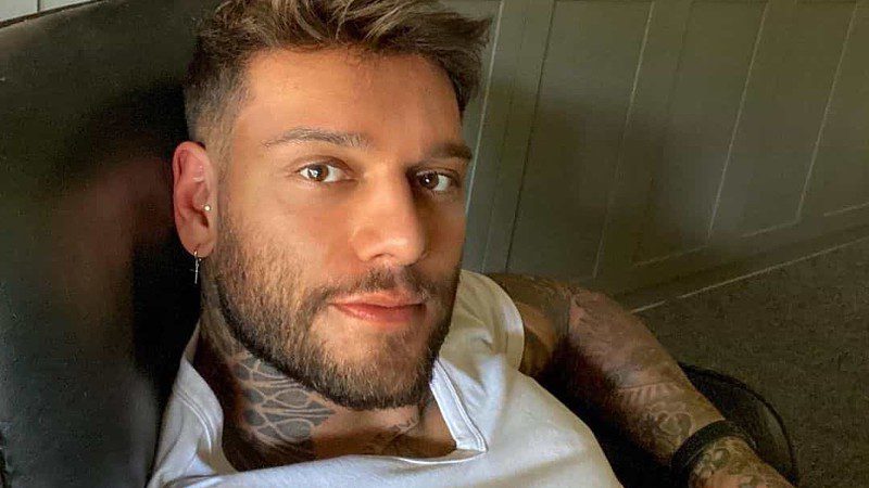 Lucas Lucco deixa aviso: "Resolvi tirar um tempo para mim, pois estou a passar por um momento complicado"