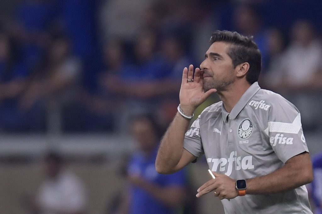 Adeptos do Benfica pedem Abel Ferreira para treinador