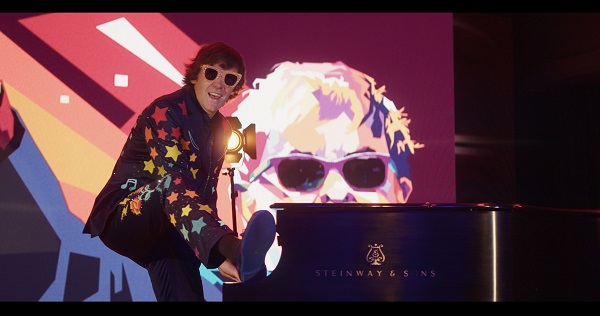 O MAIS CONHECIDO ESPETÁCULO DE TRIBUTO A ELTON JOHN PELA PRIMEIRA VEZ EM PORTUGAL