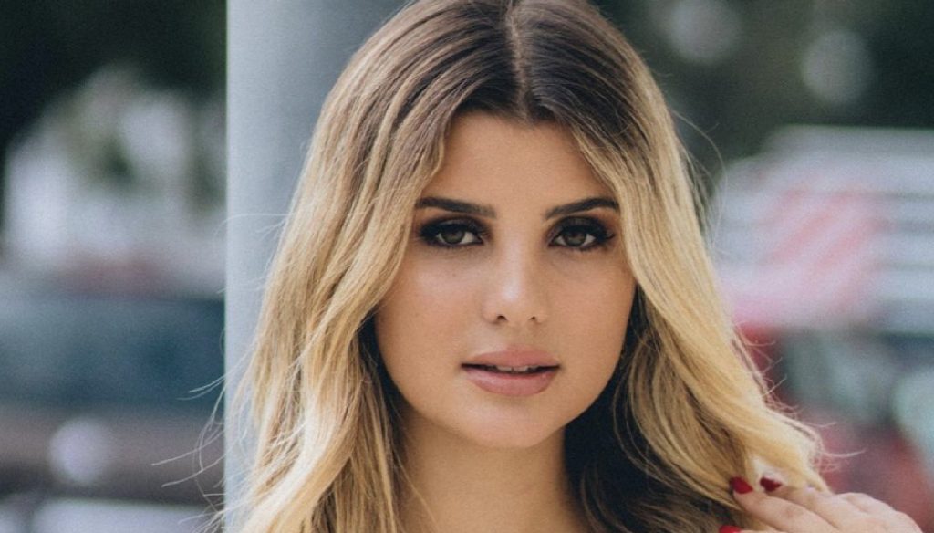 Margarida Antunes namora com conhecido cantor
