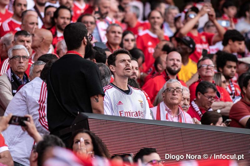 famosos-na-tribuna-presidencial-do-est-dio-da-luz-para-assistir-ao
